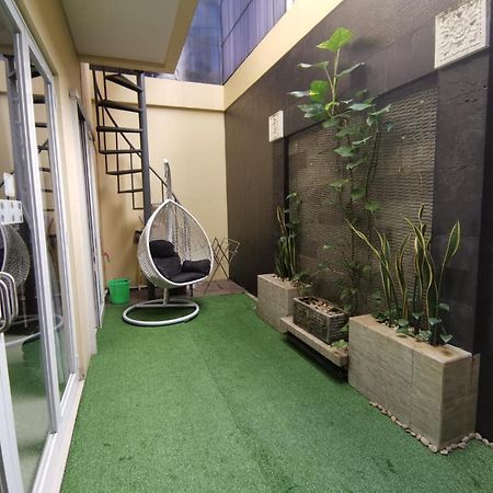 Platinum Setramurni Guest House Bandung 3Br Eksteriør billede