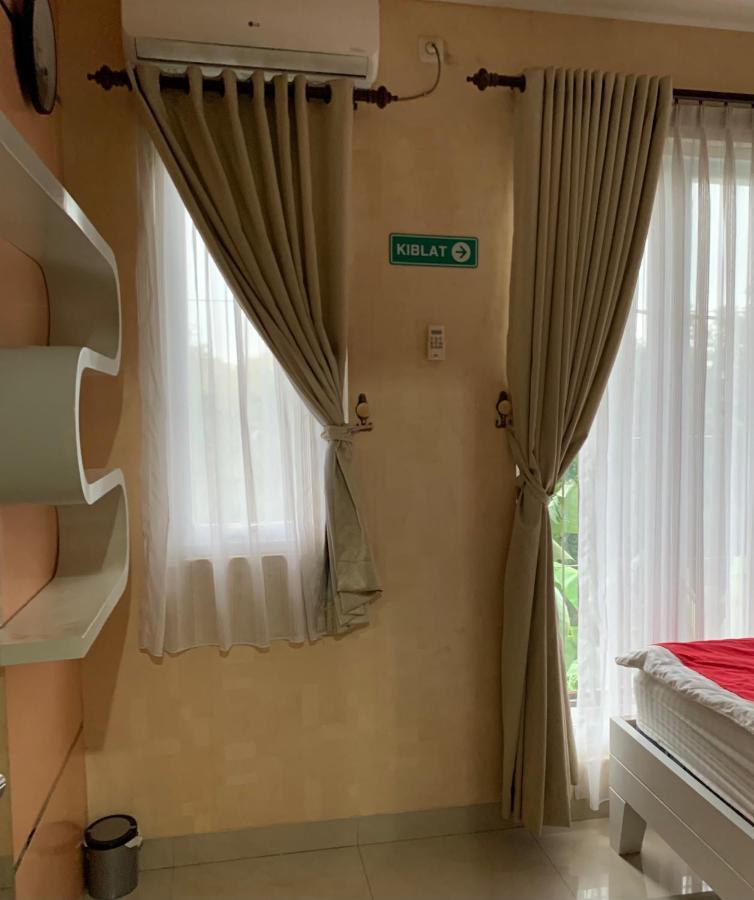 Platinum Setramurni Guest House Bandung 3Br Eksteriør billede