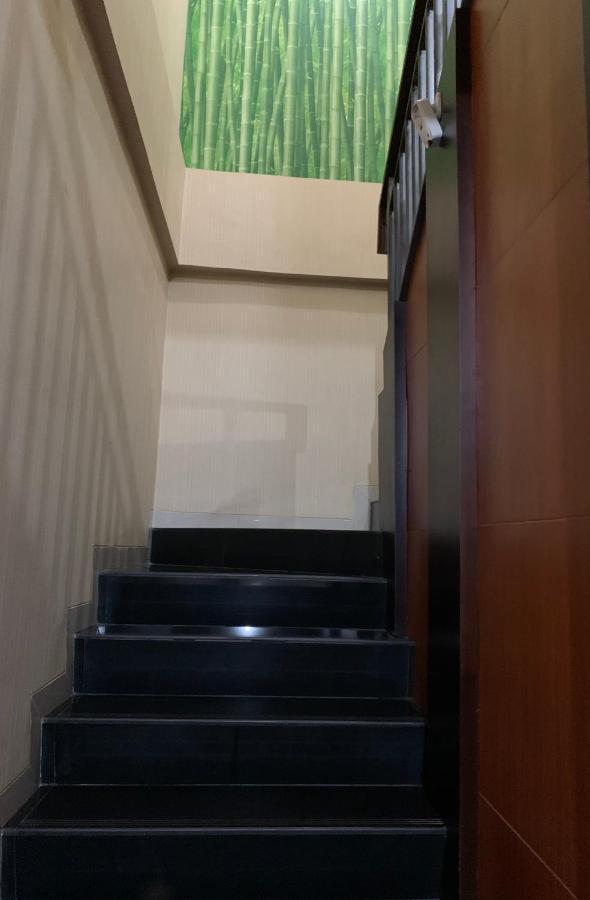 Platinum Setramurni Guest House Bandung 3Br Eksteriør billede