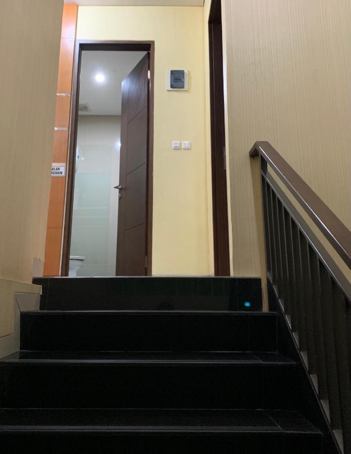Platinum Setramurni Guest House Bandung 3Br Eksteriør billede