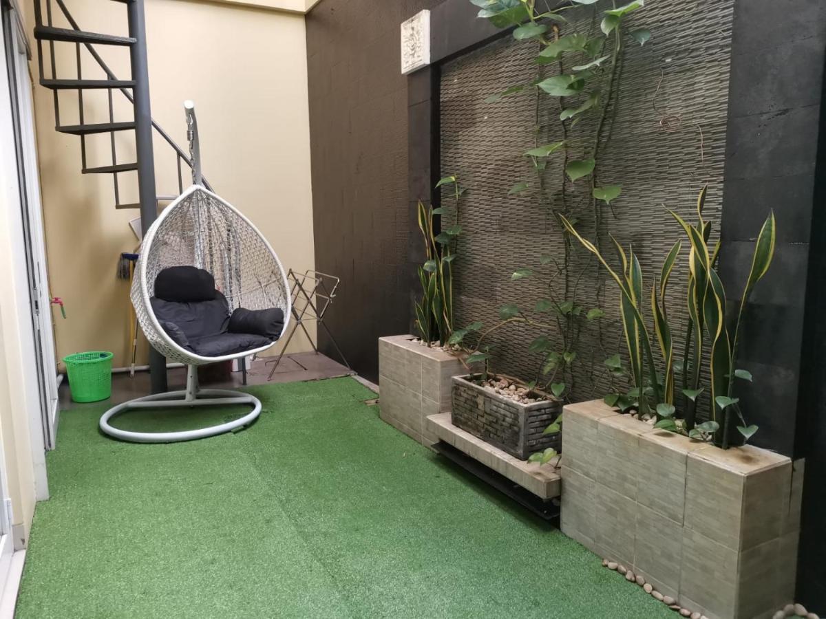 Platinum Setramurni Guest House Bandung 3Br Eksteriør billede